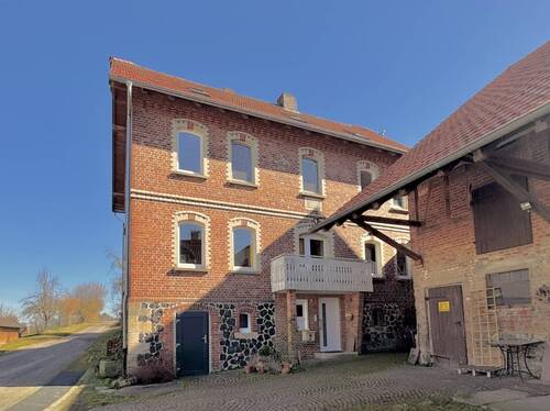 Ansicht (2) - 1 Zimmer Mehrfamilienhaus, Wohnhaus in Felsberg / Helmshausen