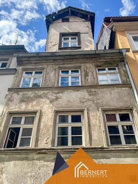 Straßenansicht - 8 Zimmer Mehrfamilienhaus, Wohnhaus zum Kaufen in Bamberg