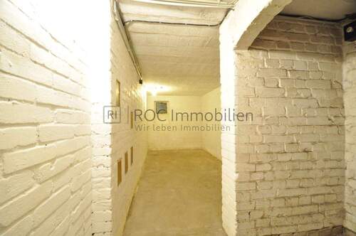 Zweiter Kellerraum II - 