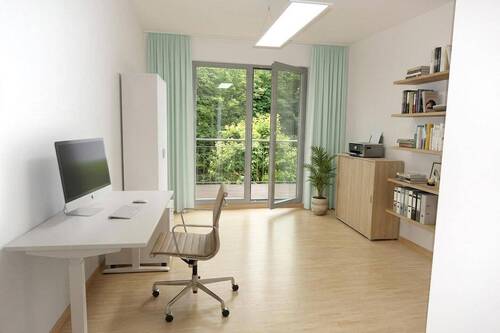 Zweites Zimmer als Büro... - 