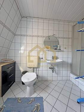 Bad (Dachgeschoss) - 