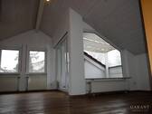 Wohnbereich, Sicht Loggia. - 