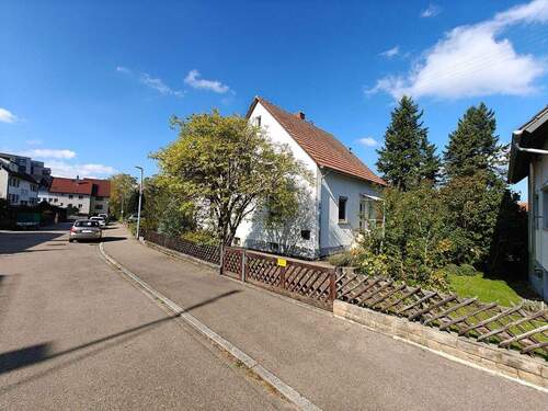 Aussenansicht - Einfamilienhaus mit 100,00 m² in Pfullingen zum Kaufen