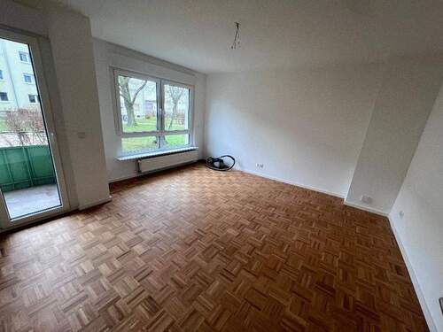 Wohn/Schlafzimmer - Erstbezug 1-Zimmer Apartment mit Küche, Bad und Balkon