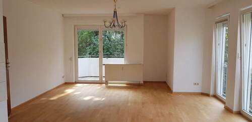 Wohnzimmer - 2 Zimmer Etagenwohnung in Berlin