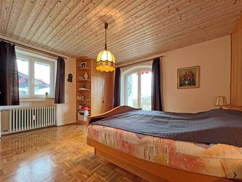 Schlafzimmer im Erdgeschoss - 