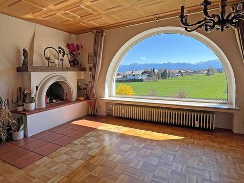 Kamin im Wohnzimmer - 