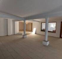 80 m² Fläche mit vielen Nutzungsmöglichkeiten - Geisenhausen