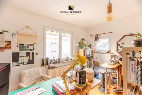 Zimmer OG - Etagenwohnung mit 76,00 m&sup2; in Stuttgart zum Kaufen