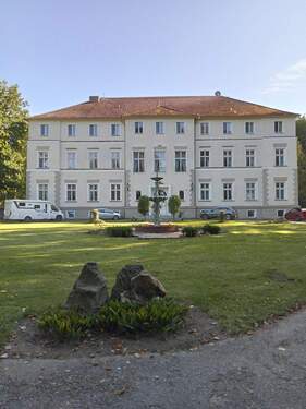 Anwesen - 3 Zimmer Hotel, Pension, Gasthof zum Kaufen in Ranzin