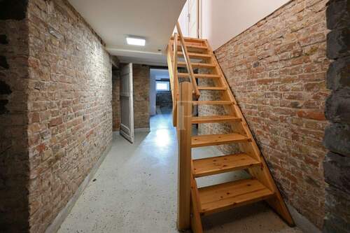 Treppe zum Keller - 