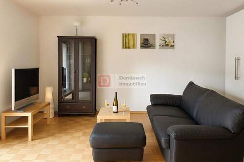 Wohn- und Essbereich - Staging - Top!! 2-Zimmer-Wohnung mit 2 Balkonen nähe Frankfurt-Messe
