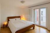 Schlafzimmer - Staging - 2 Zimmer Etagenwohnung zur Miete in Frankfurt am Main