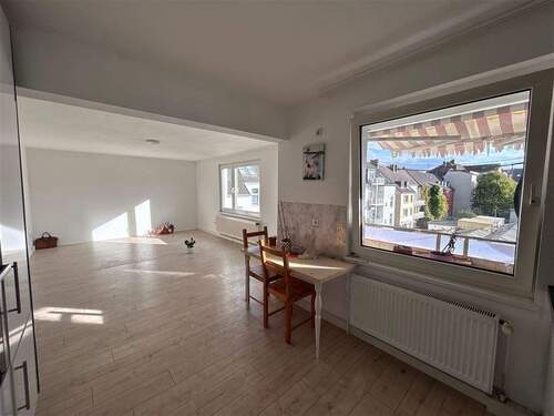 Küche / Wohnzimmer - Etagenwohnung mit 75,00 m² in Gelsenkirchen zum Kaufen