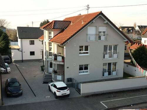 Hauptbild - ** RESERVIERT ** Gepflegtes 4-Familienhaus in zentraler Lage von Kappel