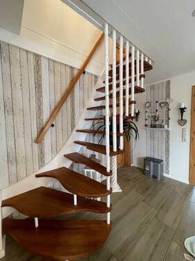 Treppe zum DG - 