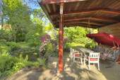 Sitzecke mit Teich - Grundstück in Berlin zum Kaufen
