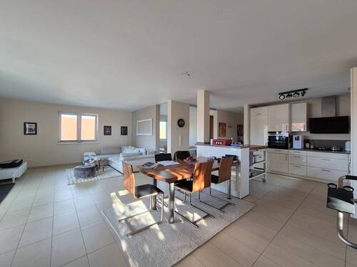 Wohnbereich - Etagenwohnung mit 113,00 m&sup2; in Seevetal / Hittfeld zur Miete