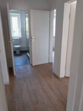 Flur - 2 Zimmer Etagenwohnung in Plauen