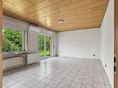 Wohnzimmer - 3 Zimmer Bungalow zum Kaufen in Essen
