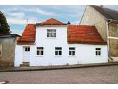 Bild1.jpg - Einfamilienhaus mit Gehöft und Garten in sanierungsbedürftigem Zustand