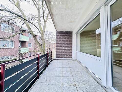 Loggia 2 (ca. 7 m² groß) - 