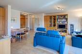 Wohnzimmer - Etagenwohnung mit 77,90 m² in Zorneding zum Kaufen