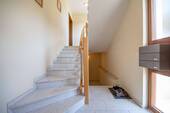 Treppenhaus KG / EG - 