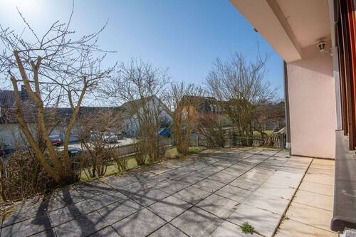 EG: Terrasse mit Südausrichtung - 