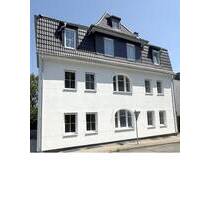 Energetisch saniertes Mehrfamilienhaus, moderne Ausstattung, große Garage, Photovoltaik - Schalksmühle Rotthausen