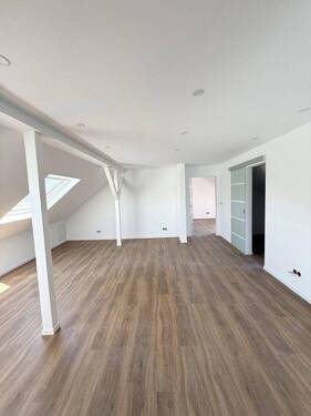 Studio - 1 Zimmer Mehrfamilienhaus, Wohnhaus zum Kaufen in Schalksmühle