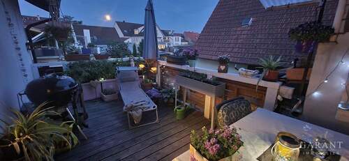 1000009384 - ** Zweifamilienhaus mit Scheune,Hof,Werkstatt,Garten in begehrter Lage **