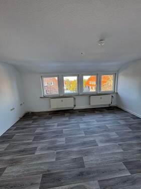 Wohnzimmer Bild 2 - 4 Zimmer Etagenwohnung zur Miete in Clausthal-Zellerfeld