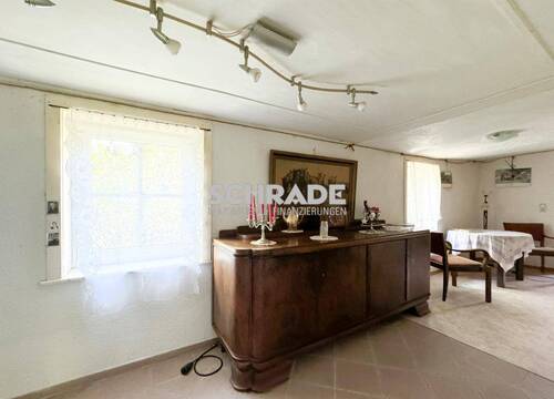 ...zum Buffetzimmer für Familienfeste - 