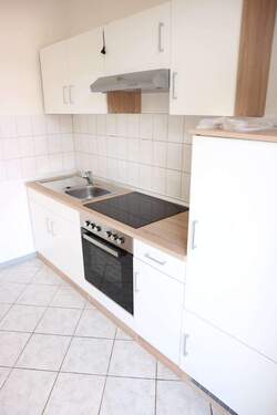 Küche - 2 Zimmer Etagenwohnung zur Miete in Chemnitz