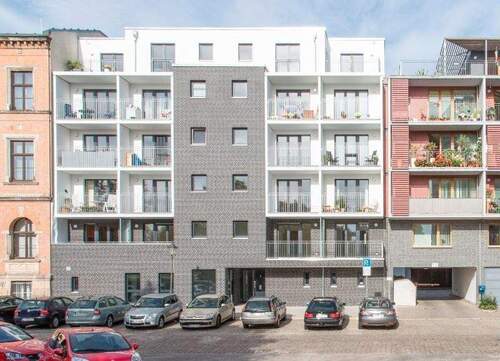 Ansicht Eingangsseite des Objektes - 