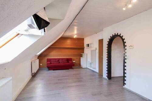 Wohnzimmer - 2 Zimmer Etagenwohnung zum Kaufen in Bochum