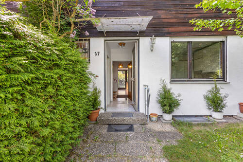 Eingang - Mittendrin! Charmantes Reihenmittelhaus am Hohensand