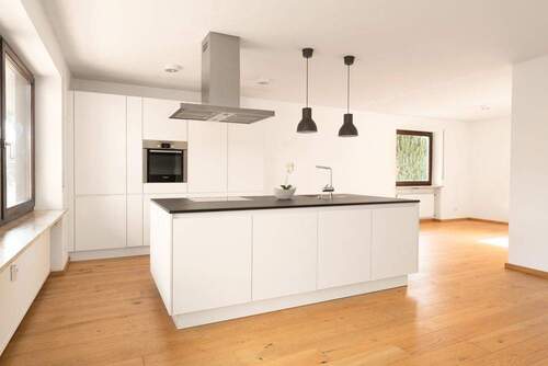 Küche:Essen EG - 7 Zimmer Mehrfamilienhaus, Wohnhaus zum Kaufen in Neumarkt in der Oberpfalz