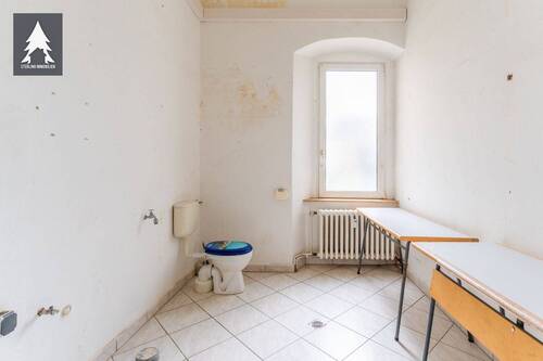 WC - 