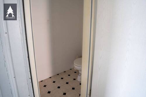 WC - 