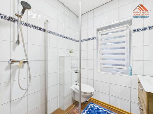 EG - Gäste WC mit Dusche - 