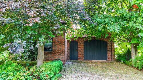 Hausansicht - Garage - 6 Zimmer Mehrfamilienhaus, Wohnhaus zum Kaufen in Drangstedt