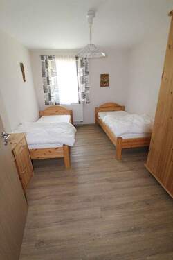 Schlafzimmer UG - 