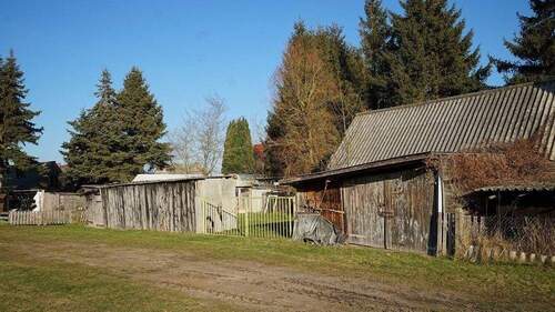 Zufahrt zum hinteren Grundstück - 