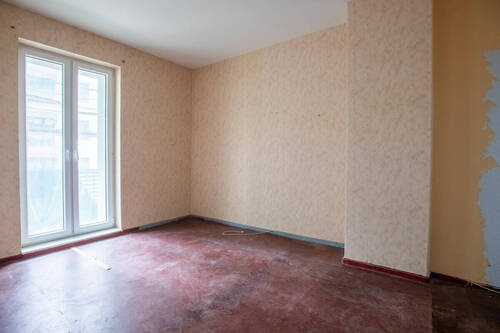 Zimmer 2 - Do it yourself: Handwerker-Wohnung - 3 Zimmer - mit Balkon, Badewanne und Tageslichtbad