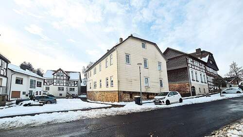 014_2.jpg - 7 Zimmer Mehrfamilienhaus, Wohnhaus zum Kaufen in Jesberg