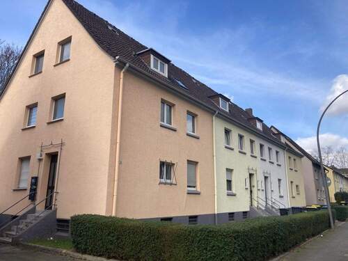 Eingang - 6 Zimmer Einfamilienhaus zum Kaufen in Recklinghausen