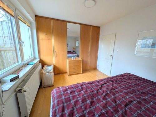 Begeh- und beheizbarer Kleiderschrank EG - 