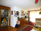 Wohnzimmer / Blick in den Flur - 